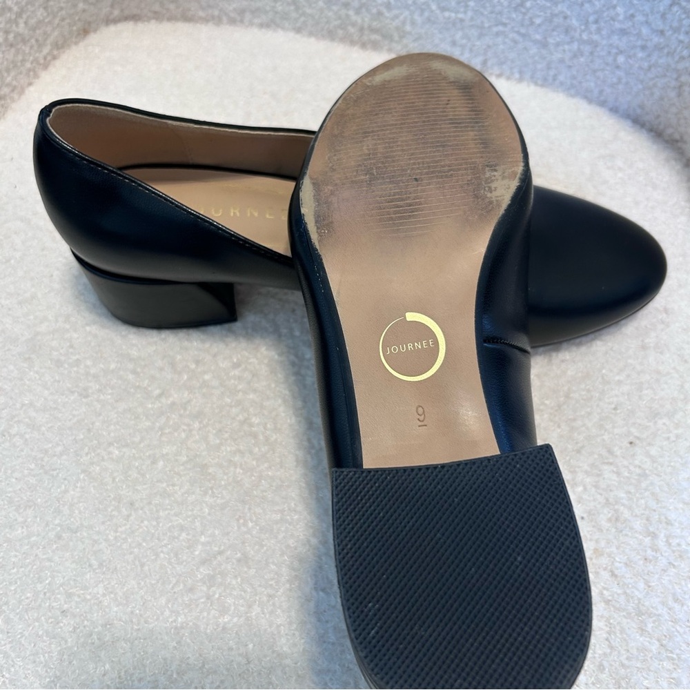 Journee Saarri Black Block Heel Pumps Slip On Shoes size 9 - Picture 5 of 6